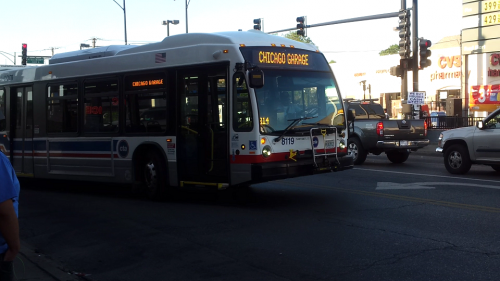 cta_8119_front_leaving_the_74_garage_bou